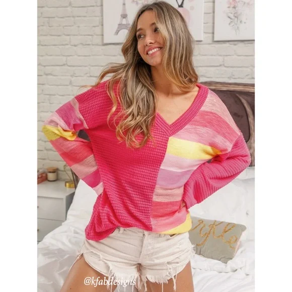 LAST 1! Fuchsia V Neck Lightweight Waffle Knit Color Block Top! - Picture 12 of 13